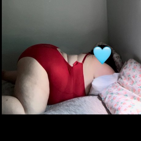 Nacktes geleaktes OnlyFans-Foto von Emz