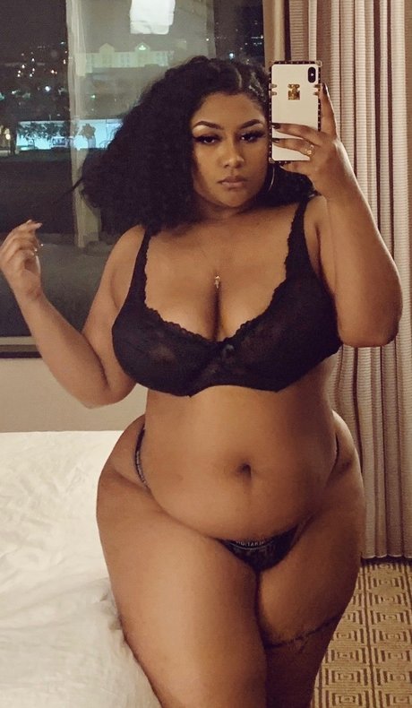 Nacktes geleaktes OnlyFans-Foto von Chanel