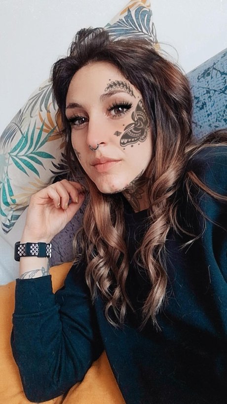 Nacktes geleaktes OnlyFans-Foto von Pizka