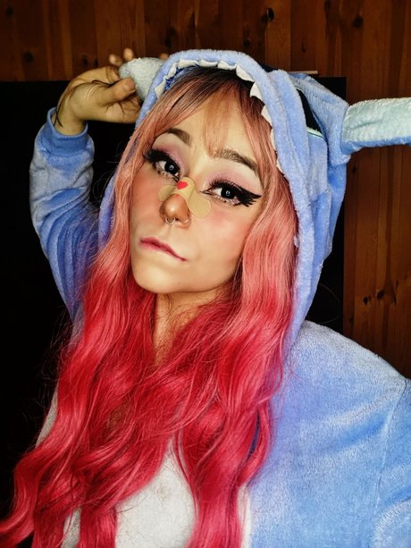Nacktes geleaktes OnlyFans-Foto von Pixie Amore