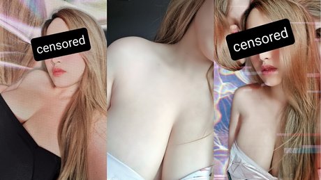 Nacktes geleaktes OnlyFans-Foto von Pink Lady Boobs