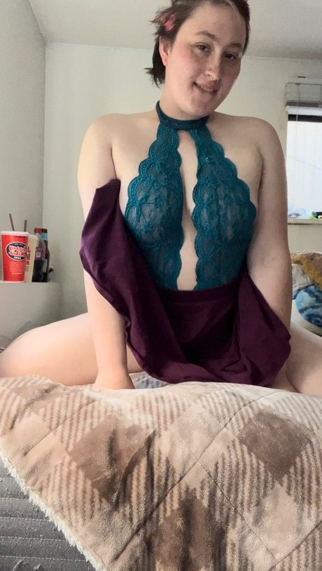 Nacktes geleaktes OnlyFans-Foto von A