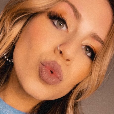 Nacktes geleaktes OnlyFans-Foto von Mfnprincess