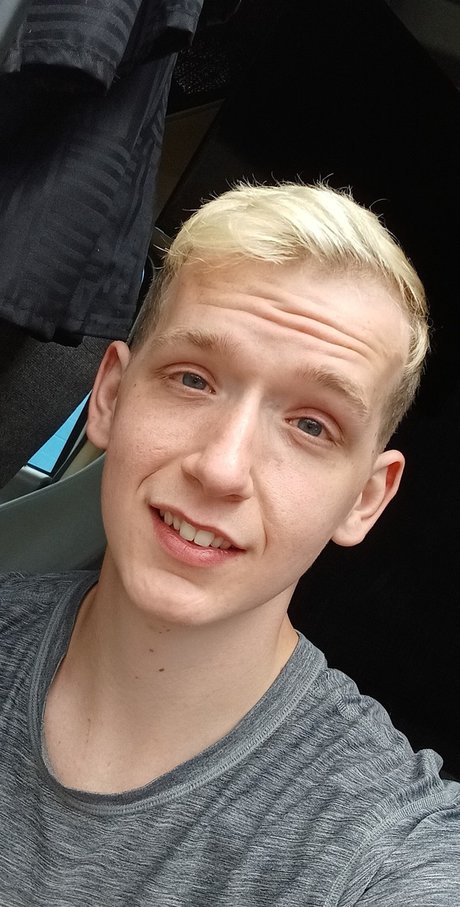 Nacktes geleaktes OnlyFans-Foto von Dylan