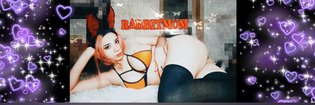 Nacktes geleaktes OnlyFans-Foto von Rabbit Mom