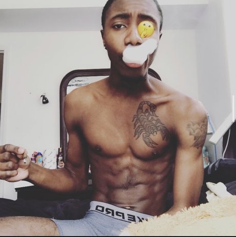 Nacktes geleaktes OnlyFans-Foto von Shawn
