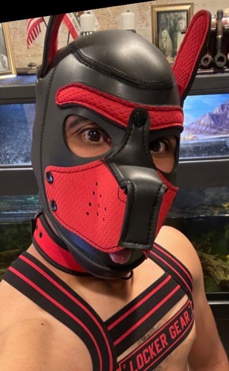 Nacktes geleaktes OnlyFans-Foto von Pupper Atticus