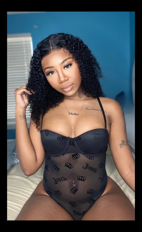Nacktes geleaktes OnlyFans-Foto von   