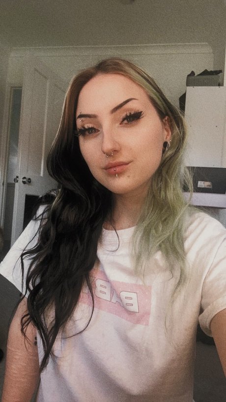 Nacktes geleaktes OnlyFans-Foto von Cass