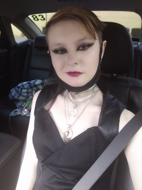 Nacktes geleaktes OnlyFans-Foto von Aqua Singer