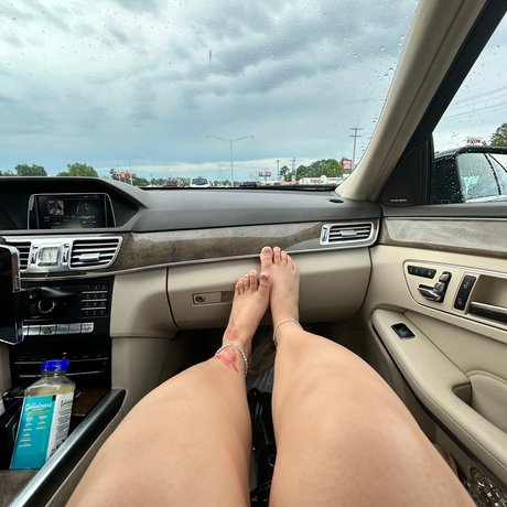Feetonly