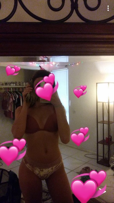 Nacktes geleaktes OnlyFans-Foto von Kate