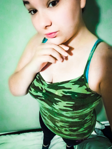 Nacktes geleaktes OnlyFans-Foto von Rina Gray