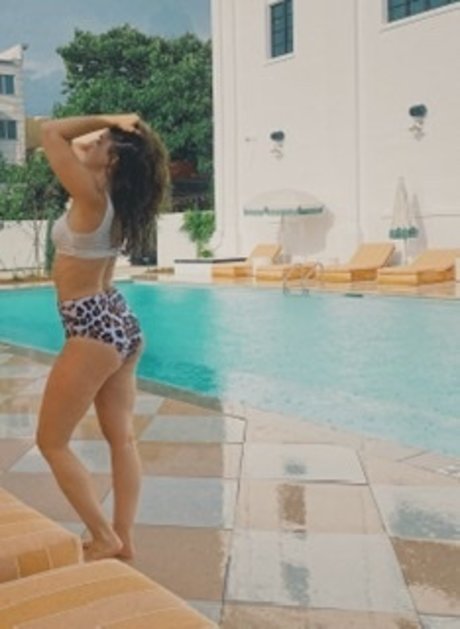 Nacktes geleaktes OnlyFans-Foto von Riley Stone