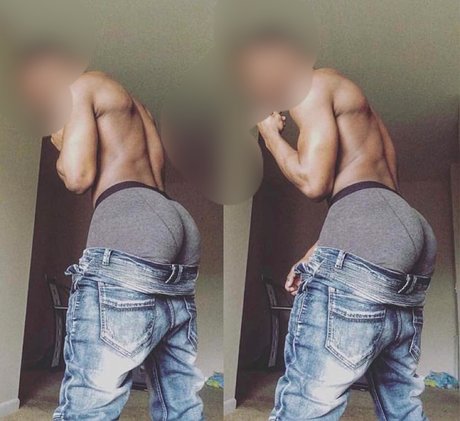 Nacktes geleaktes OnlyFans-Foto von Parisversemotion