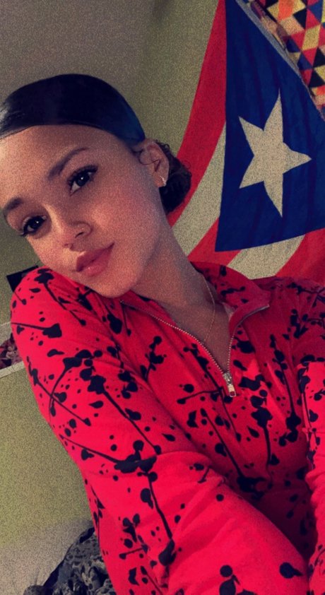 Nacktes geleaktes OnlyFans-Foto von Petite Sex Dmon 