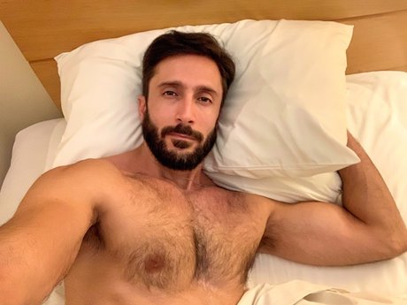 Nacktes geleaktes OnlyFans-Foto von Rafael Wonsick
