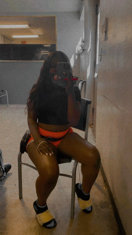 Nacktes geleaktes OnlyFans-Foto von Ressie