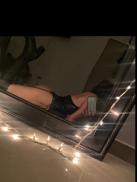 Nacktes geleaktes OnlyFans-Foto von Regina Phalange