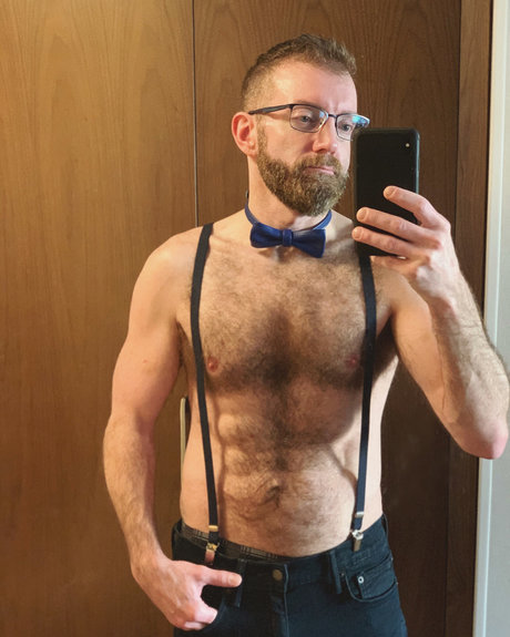 Nacktes geleaktes OnlyFans-Foto von Urbanredneckbear