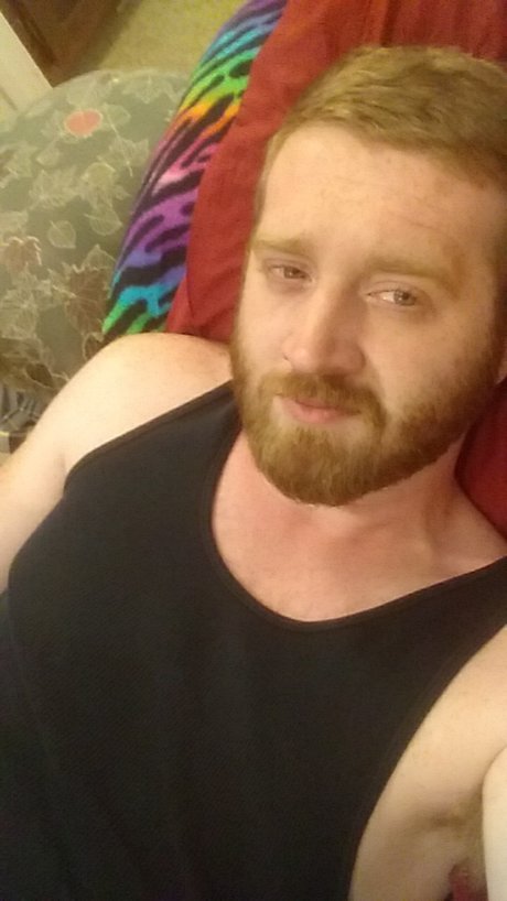 Nacktes geleaktes OnlyFans-Foto von Dustin Pfander