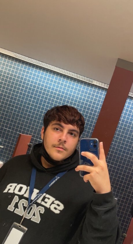 Nacktes geleaktes OnlyFans-Foto von Willie