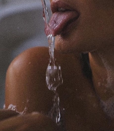 Nacktes geleaktes OnlyFans-Foto von Raysha