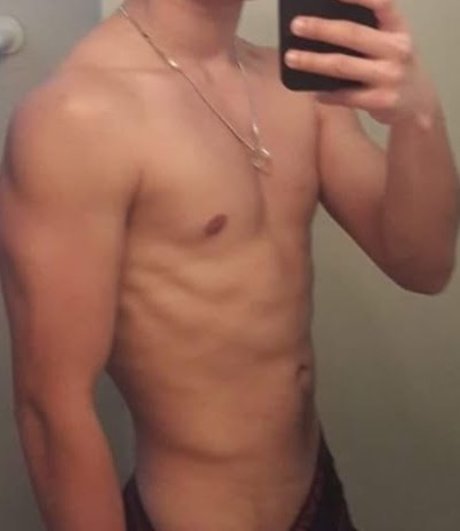 Nacktes geleaktes OnlyFans-Foto von Ray Brown