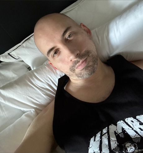 Nacktes geleaktes OnlyFans-Foto von Rojeo