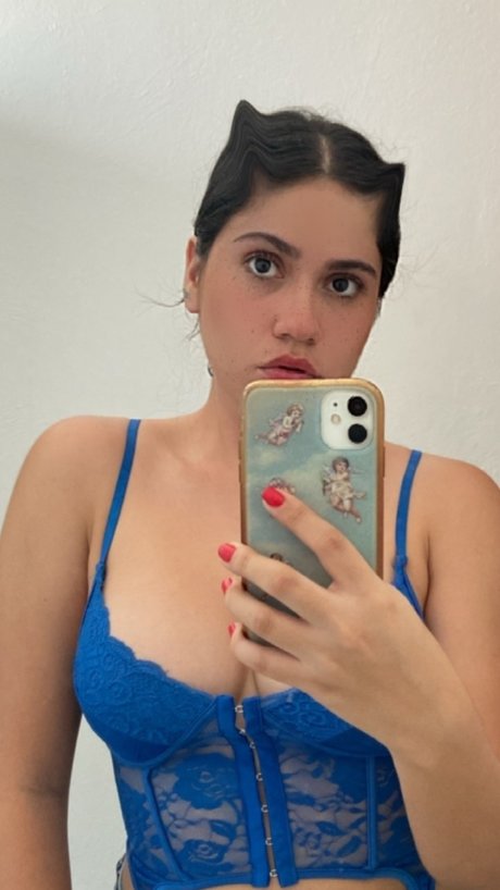 Nacktes geleaktes OnlyFans-Foto von Mariana Banana