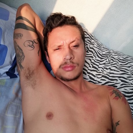 Nacktes geleaktes OnlyFans-Foto von Mark Mongra