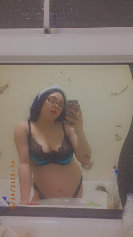Nacktes geleaktes OnlyFans-Foto von Amymai