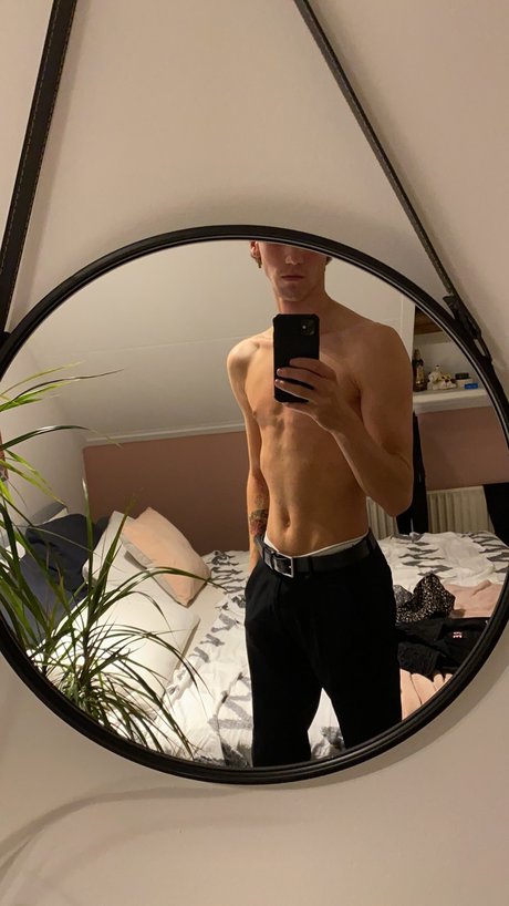 Nacktes geleaktes OnlyFans-Foto von Martien Jackson