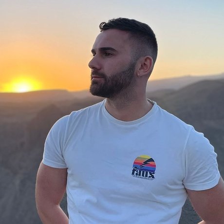 Nacktes geleaktes OnlyFans-Foto von Mario Corinto