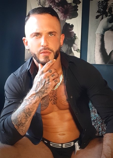Nacktes geleaktes OnlyFans-Foto von Brandon Bangs