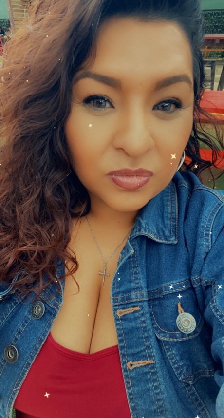 Nacktes geleaktes OnlyFans-Foto von Anita