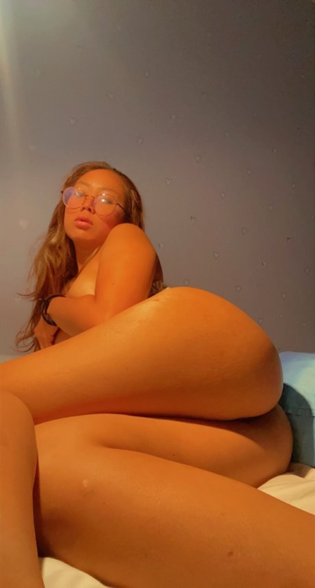 Nacktes geleaktes OnlyFans-Foto von Bamboo