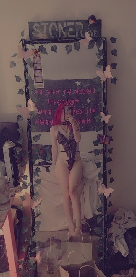 Nacktes geleaktes OnlyFans-Foto von Baby Bratz