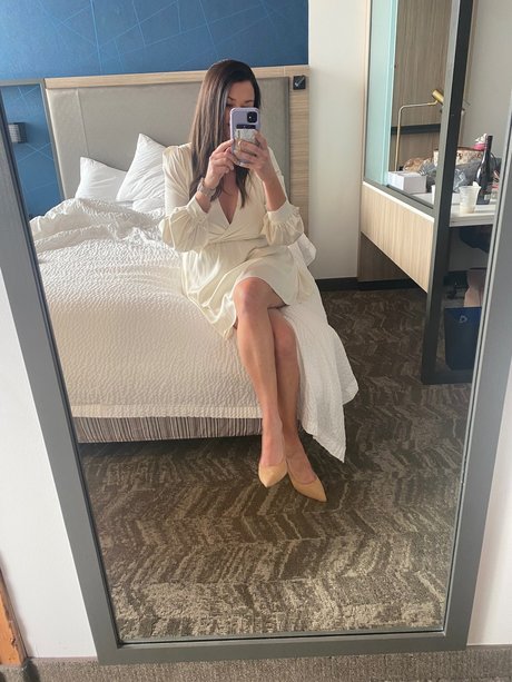 Nacktes geleaktes OnlyFans-Foto von Bailey Gray