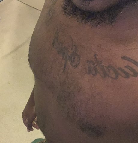 Nacktes geleaktes OnlyFans-Foto von Joe Samas