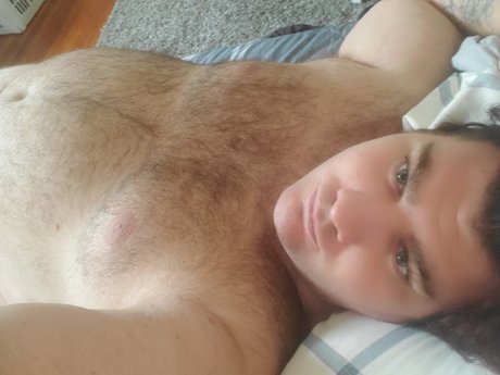 Nacktes geleaktes OnlyFans-Foto von Matthew Volino
