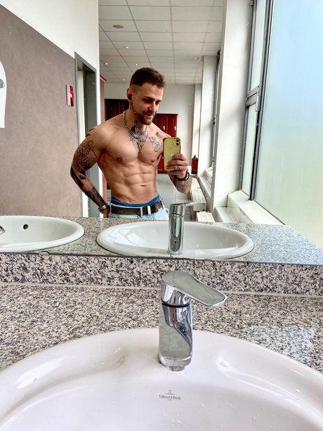 Nacktes geleaktes OnlyFans-Foto von Mattiasara