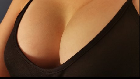 Nacktes geleaktes OnlyFans-Foto von Mathilde Persia
