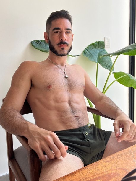 Nacktes geleaktes OnlyFans-Foto von Nicolas Matthias