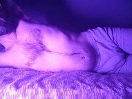 Nacktes geleaktes OnlyFans-Foto von Masturbauteur