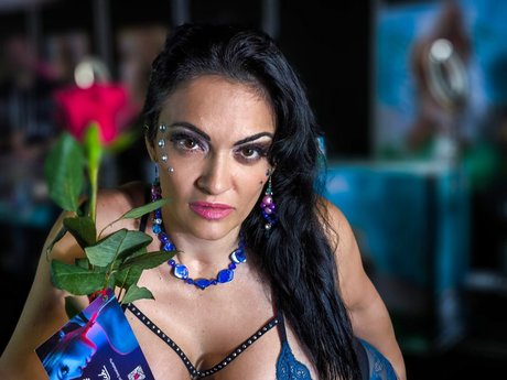 Nacktes geleaktes OnlyFans-Foto von Mary Rider