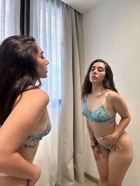 Nacktes geleaktes OnlyFans-Foto von   