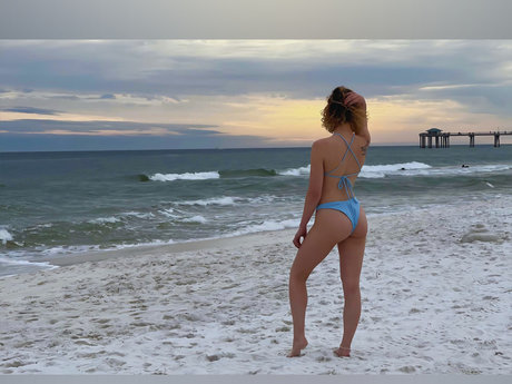 Nacktes geleaktes OnlyFans-Foto von Beaubrookeofficial