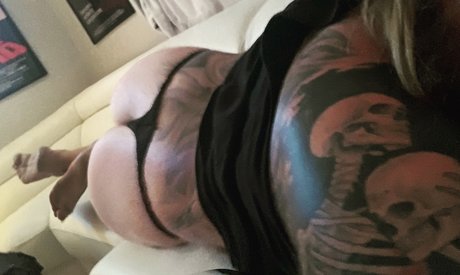 Nacktes geleaktes OnlyFans-Foto von Dm Me 