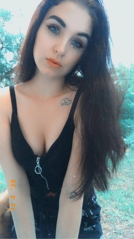 Nacktes geleaktes OnlyFans-Foto von Empresseri